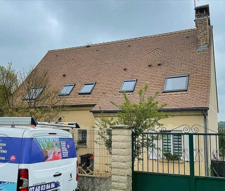 Pose de fenêtre de toit VELUX Tournan-en-Brie